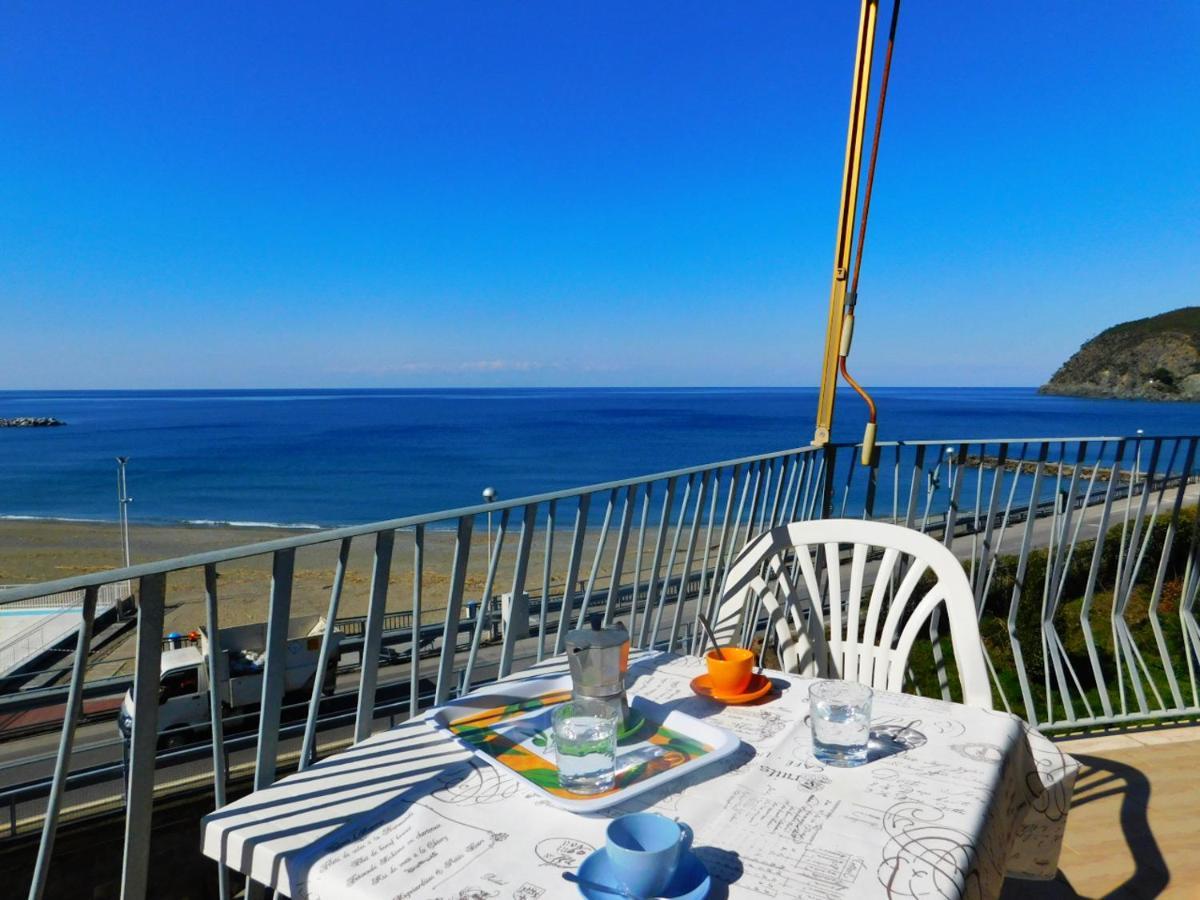 Trilocale Con Meravigliosa Vista Mare, Levanto Extérieur photo